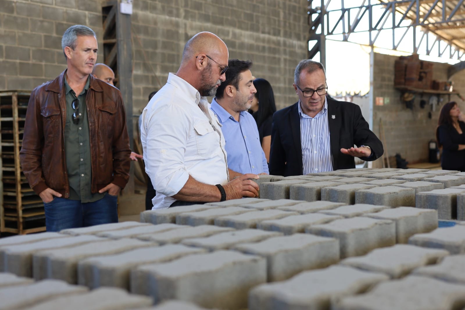 Secretário Hudson faz visita técnica em duas unidades prisionais no interior do Estado