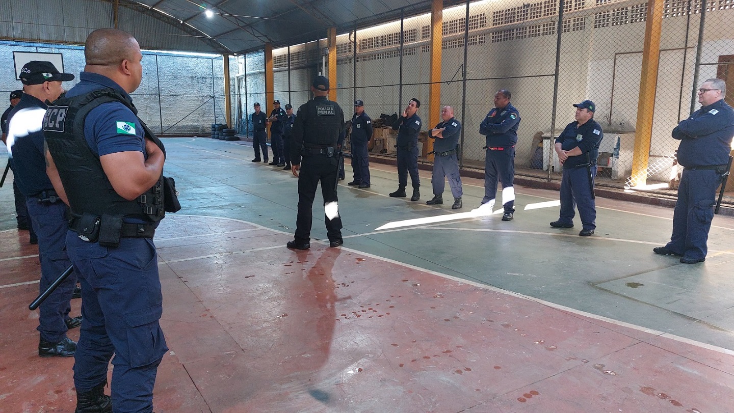 Policiais Penais realizam treinamento para guardas patrimoniais de Cascavel
