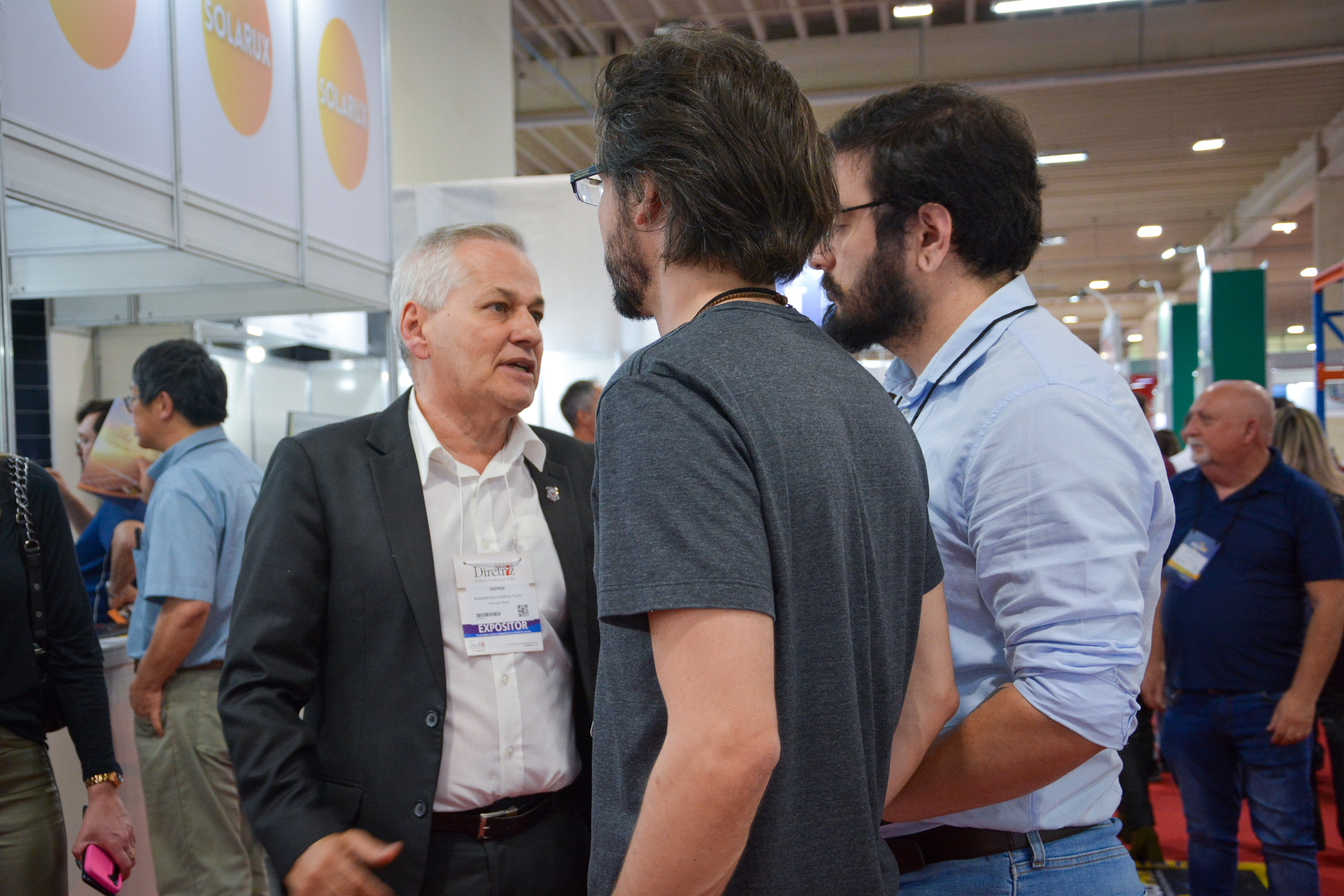 Polícia Penal expõe materiais produzidos através da mão de obra prisional paranaense em feira industrial