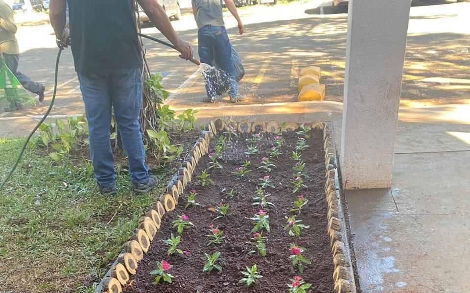Canteiro de obras com monitorados promove reinserção social em Londrina