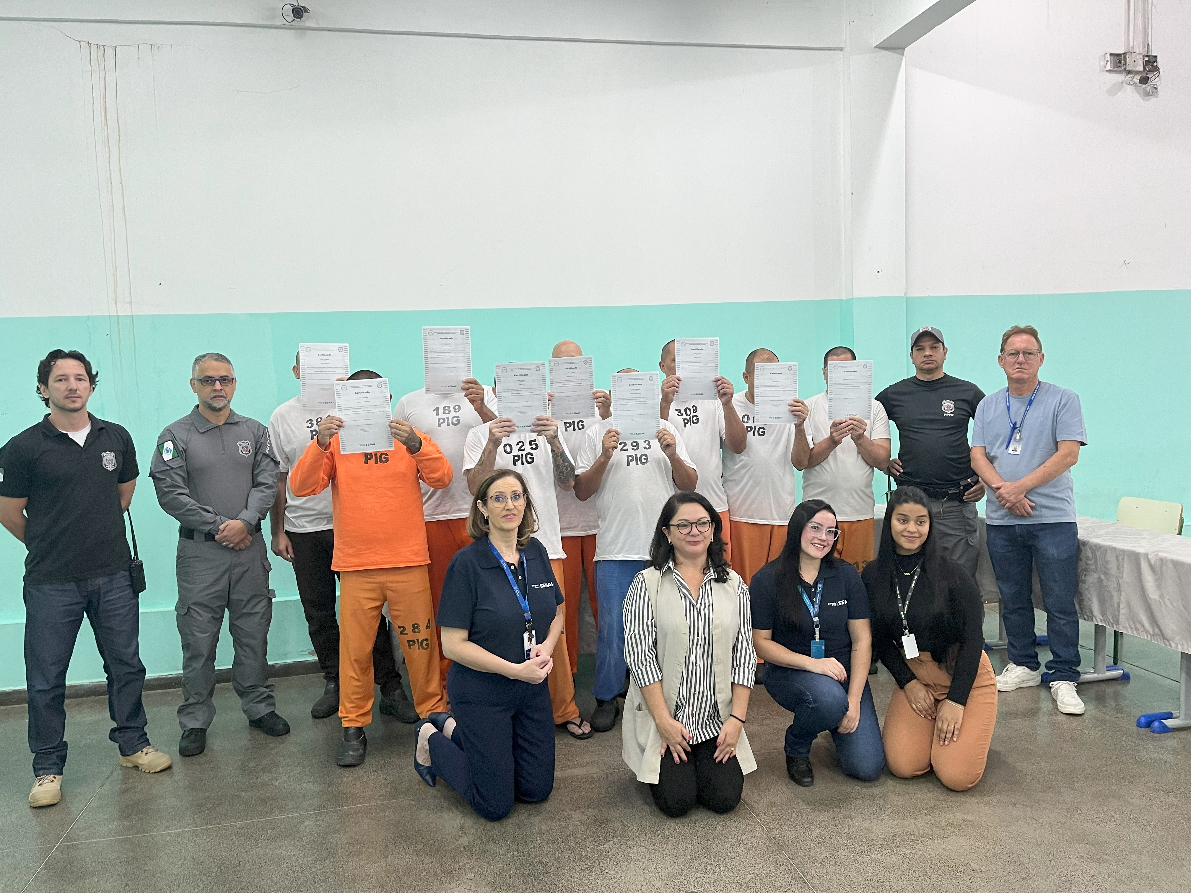 Capacitação profissional: curso de Auxiliar de Eletricista Predial qualifica internos da Penitenciária Industrial de Guarapuava