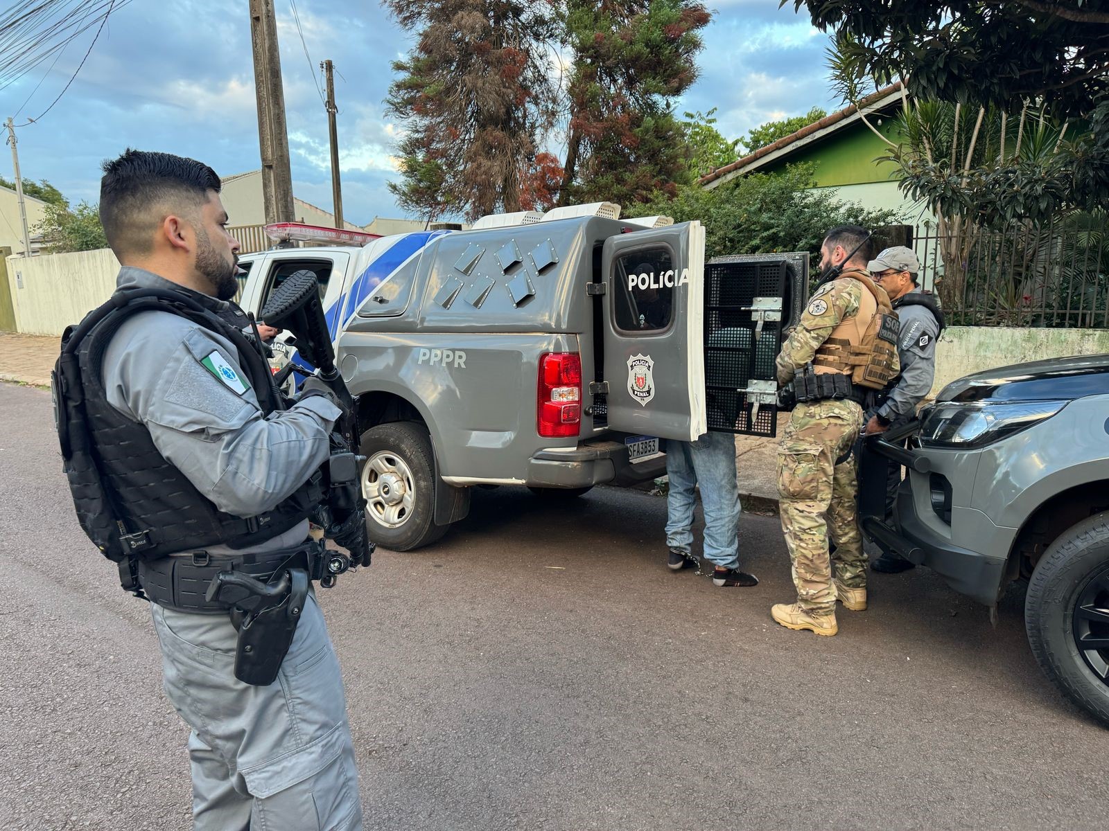 Operação Paraná Monitorado prende 10 pessoas por descumprimento de regras de tornozeleira eletrônica em Cascavel