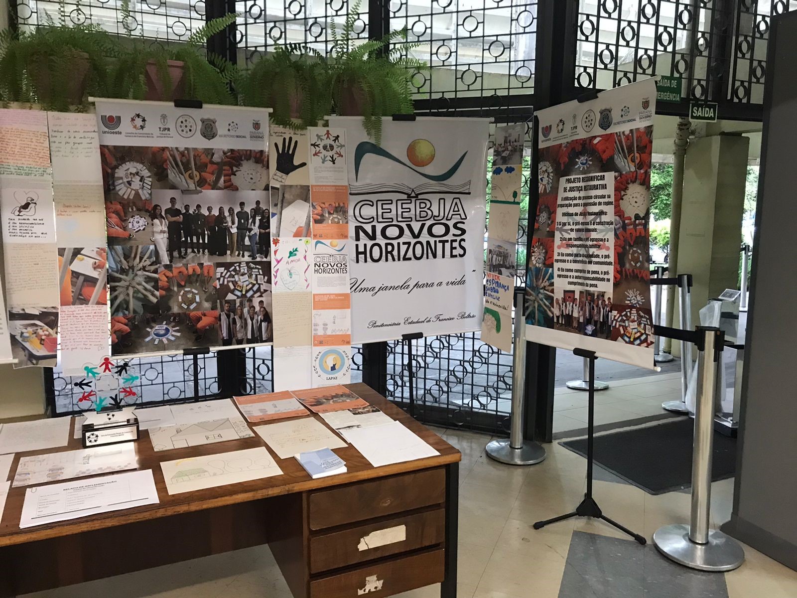 Polícia Penal do Paraná promove exposição de trabalhos artísticos de custodiados em Francisco Beltrão