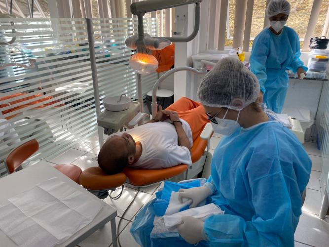 Em Ponta Grossa, Deppen firma parceria para atendimento odontológico aos presos