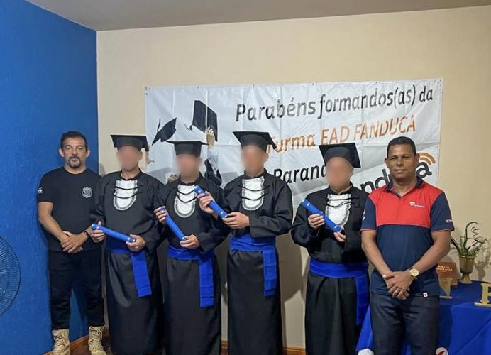 4 apenados da Cadeia Pública de Medianeira se formam em Curso Técnico de Gestão de Empresas