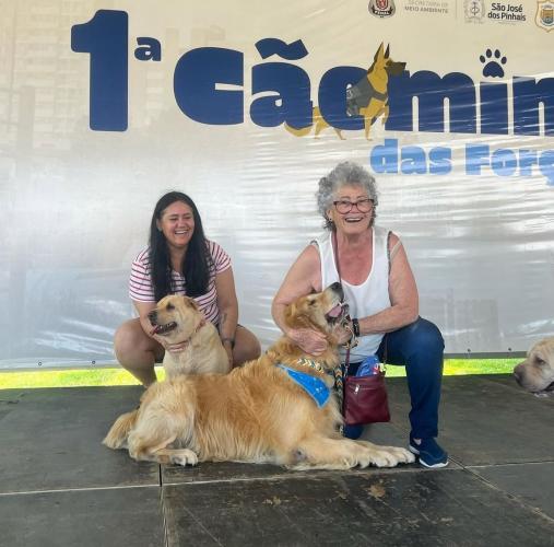 Cãominhada da Polícia Penal promove integração com a comunidade em São José dos Pinhais