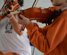 Desfile de Moda na Penitenciária Feminina do Paraná Destaca Talento e Reinserção Social das Custodiadas