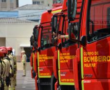 Diretora-geral da Polícia Penal é homenageada em solenidade de 112 anos do Corpo de Bombeiros Militar do Paraná