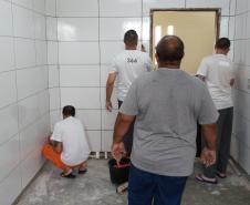 Parceria entre Polícia Penal e Senai certifica 25 apenados da Casa de Custódia de Maringá em cursos profissionalizantes