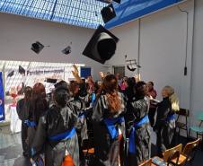 Cadeia Pública de Santo Antônio da Platina promove curso de cabelereiro