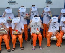 Em Irati, 31 apenados da Cadeia Pública recebem certificados por atividade educacional voltada à leitura e escrita