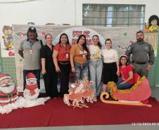 Dois mil amigurumis confeccionados por pessoas privadas de liberdade são distribuídos em Foz do Iguaçu em ação social