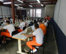 Curso de Costura Industrial qualifica pessoas privadas de liberdade na Penitenciária Estadual de Londrina