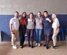 Mulheres privadas de liberdade participam de palestra em alusão ao Agosto Lilás, em Foz do Iguaçu