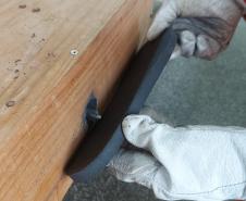 Pessoas privadas de liberdade produzem mais de mil chinelos por mês em fábrica na Penitenciária Estadual de Foz do Iguaçu IV