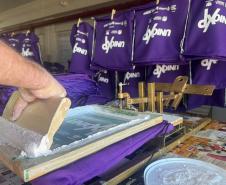 Mais de 5 mil sacochilas produzidas no sistema prisional são entregues na UnioXP