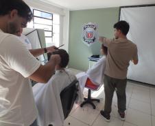 Mulheres privadas de liberdade recebem feira da saúde, em parceria com a Igreja Batista