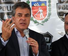 O governador Beto Richa e o secretário estadual da Segurança Pública e Administração Penitenciária, Wagner Mesquita, entregam mais 160 pistolas da marca Glock para a Polícia Civil e 45 viaturas para o Departamento Penitenciário do Paraná (Depen).  As entregas fazem parte do programa Paraná Seguro da Secretaria de Segurança Pública e Administração Penitenciária.Curitiba, 10/04/2017.Foto: Orlando Kissner/ANPr