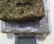 Menor é flagrado em tentativa de arremesso de ilícitos na Cadeia de Marechal Cândido Rondon