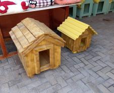 Projeto Pipoca: Detentos produzem materiais para animais de rua, na Cadeia Pública de Toledo (PR)