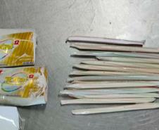 Agentes da PECO impedem entrada de drogas aos presos em tubos de creme dental