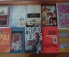 Depen recebe doação de livros do Ministério da Justiça