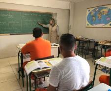 Presos aprovados no Vestibular da UEL