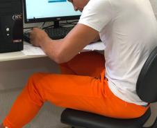 O certame é direcionado às Pessoas Privadas de Liberdade (PPL) com o tema “Tempo e Vida”, no âmbito dos estabelecimentos prisionais do Estado. A atividade é incluída na programação do Setor de Educação e Capacitação do Depen e dos CEEBJAs, responsáveis pela escolarização básica no Sistema Prisional. 