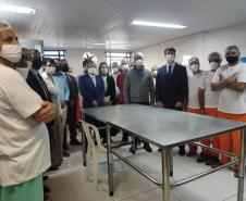 Os projetos que estão sendo implantados na unidade (uma padaria, uma horta e uma fábrica de artefatos) têm por objetivo contribuir para a humanização, qualificação e ressocialização de apenados, especialmente através do trabalho. 