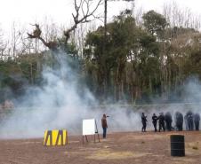 Ao todo, 32 profissionais tiveram aulas teóricas e práticas que aconteceram no Complexo Penitenciário de Piraquara, na Região Metropolitana de Curitiba.
