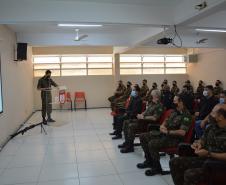 Agentes penitenciários participam de curso de habilitação em fuzil e armeiro no Exército Brasileiro - Curitiba, 20/09/2021