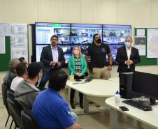 Vinte agentes penitenciários de todo o Paraná participaram do curso, promovido pela Escola de Formação e Aperfeiçoamento Penitenciário (Espen), em parceria com a Polícia Militar. O objetivo da ação foi aperfeiçoar a produção do conhecimento e integrar as forças de segurança. 