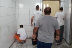 Parceria entre Polícia Penal e Senai certifica 25 apenados da Casa de Custódia de Maringá em cursos profissionalizantes