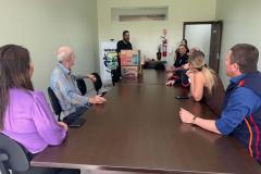 Pessoas privadas de liberdade fazem polvinhos de crochê para crianças atendidas pelo Samu