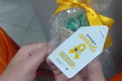 Custodiados da Cadeia Pública de Paranavaí confeccionam girassóis em oficina terapêutica alusiva ao Setembro Amarelo