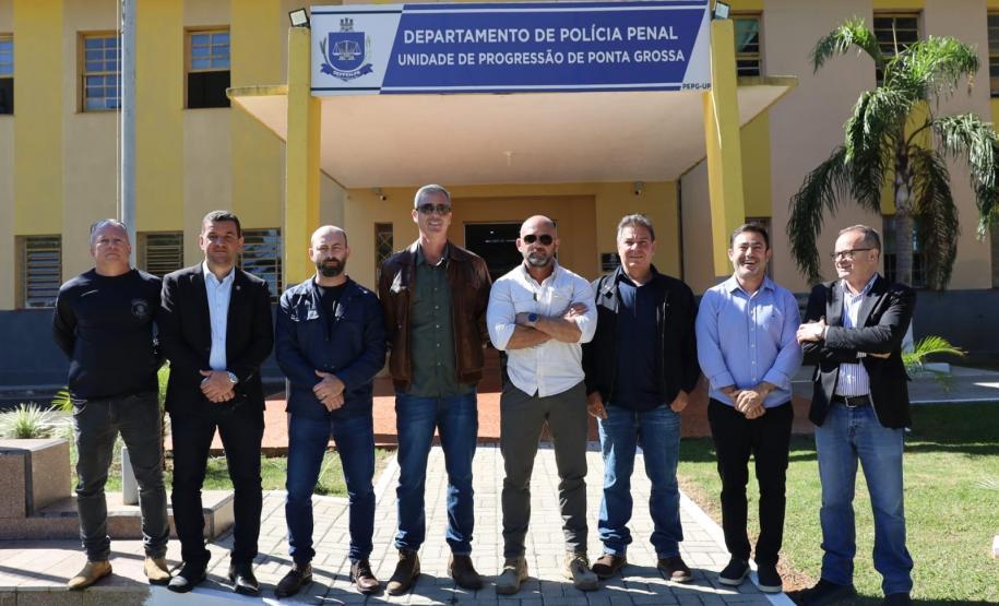 Secretário Hudson faz visita técnica em duas unidades prisionais no interior do Estado