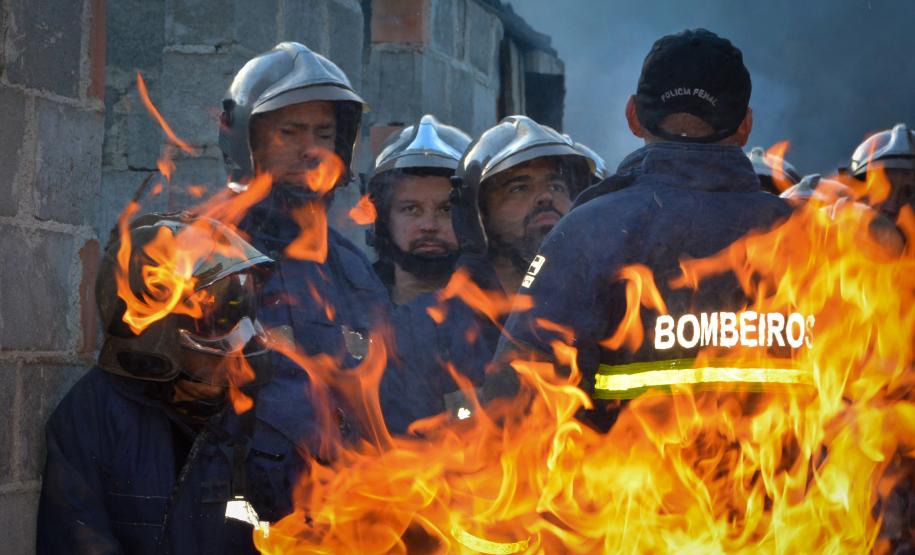 Polícia Penal do Paraná promove capacitação de combate a incêndio no ambiente prisional