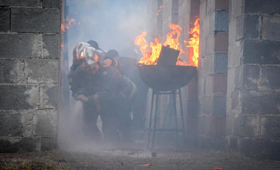 Polícia Penal do Paraná promove capacitação de combate a incêndio no ambiente prisional