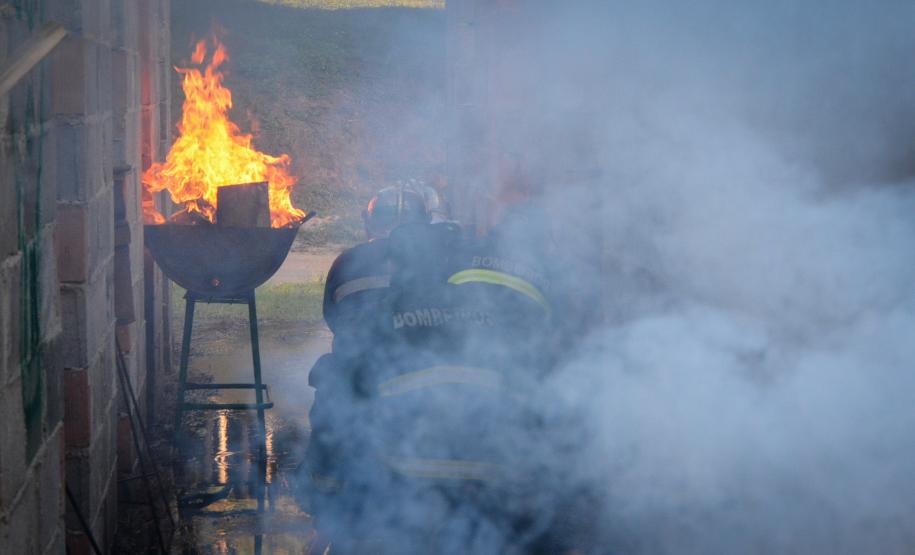 Polícia Penal do Paraná promove capacitação de combate a incêndio no ambiente prisional