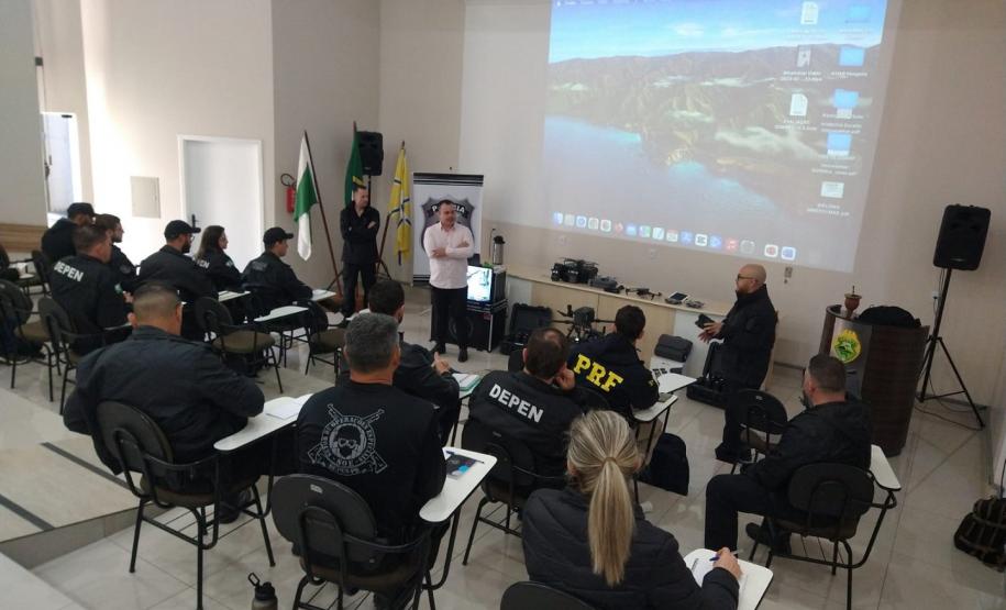 Polícia Penal do Paraná capacita 12 policiais a operar drones em Francisco Beltrão
