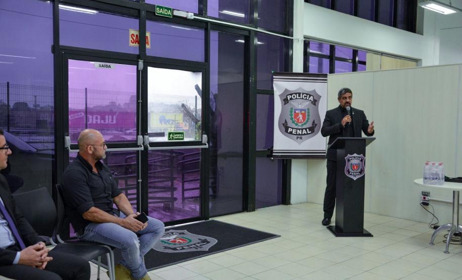Polícia Penal do Paraná recebe novos veículos por intermédio da Secretaria da Segurança Pública