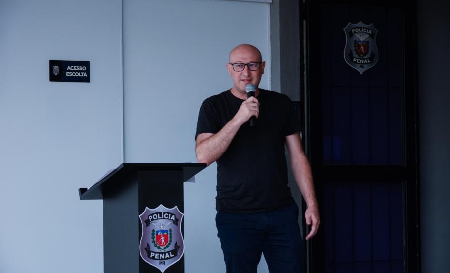 Sistema prisional do Paraná recebe primeira unidade móvel de monitoração eletrônica do país