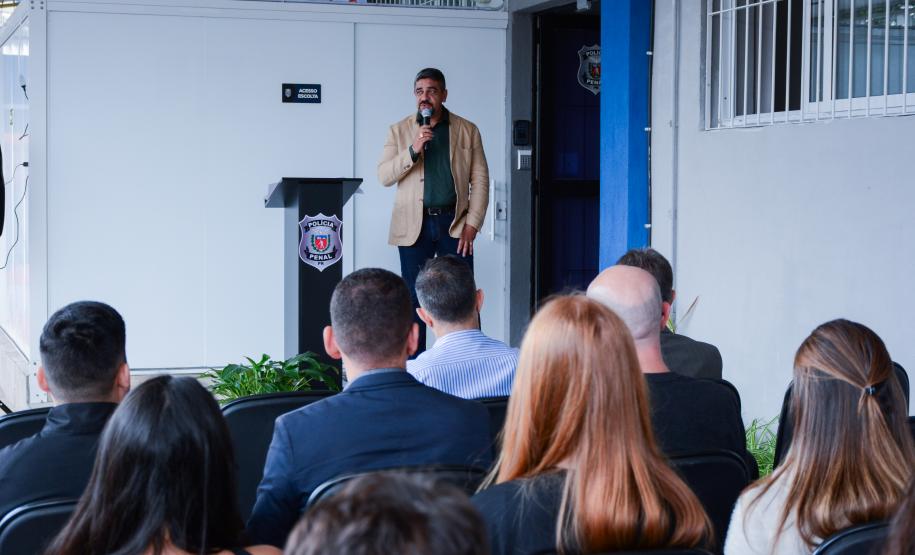 Sistema prisional do Paraná recebe primeira unidade móvel de monitoração eletrônica do país