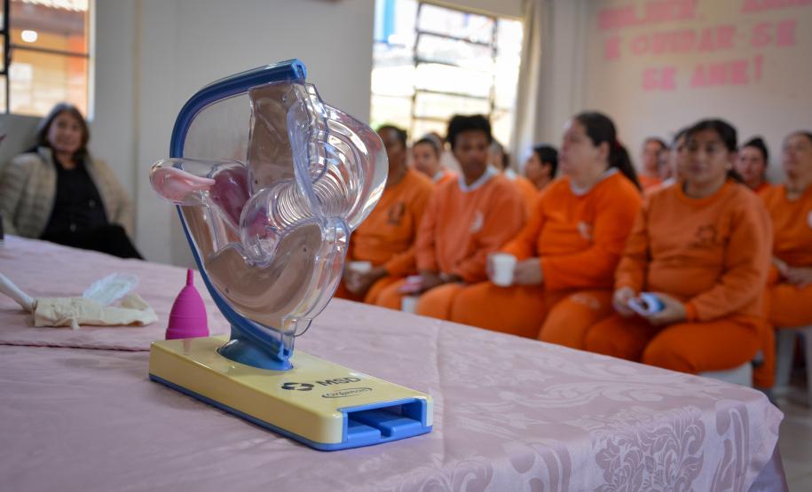 Polícia Penal promove ações de higiene íntima a mulheres privadas de liberdade no Complexo Penitenciário de Piraquara