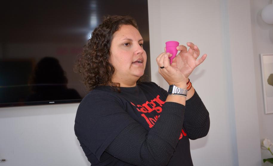 Polícia Penal promove ações de higiene íntima a mulheres privadas de liberdade no Complexo Penitenciário de Piraquara