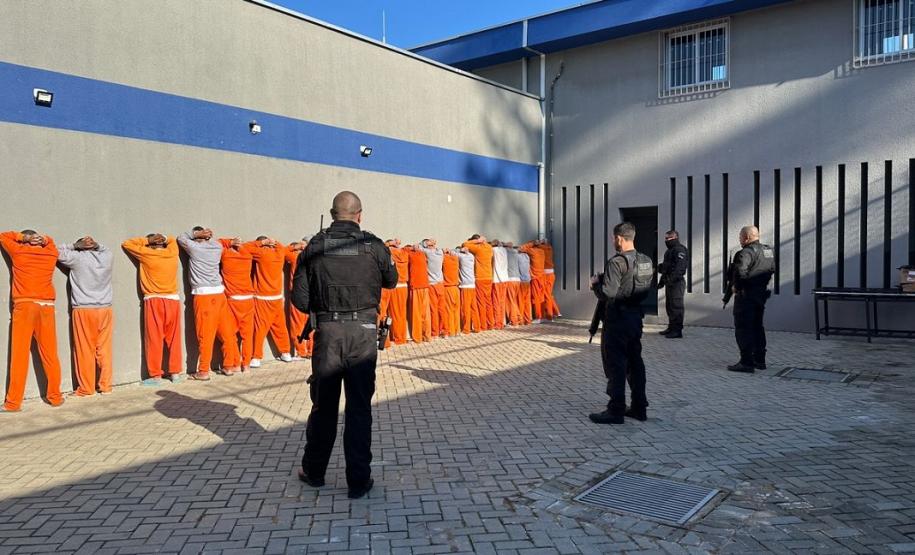 Nova penitenciária de Piraquara recebe 188 detentos da Cadeia Pública
