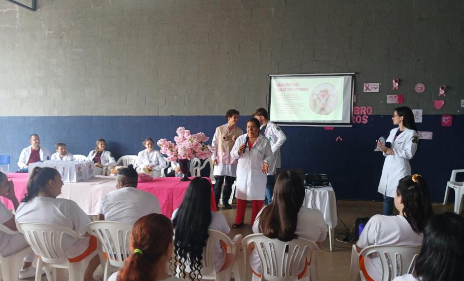 Outubro Rosa leva conscientização e cuidado às mulheres privadas de liberdade em Foz do Iguaçu
