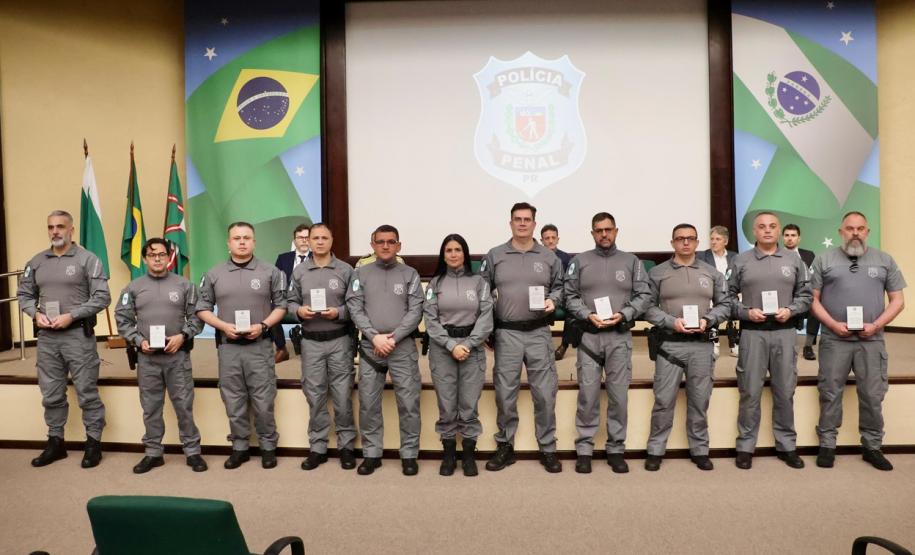 Sistema Penitenciário do Paraná celebra 117 anos com solenidade marcada por homenagens, palestras e reconhecimento institucional