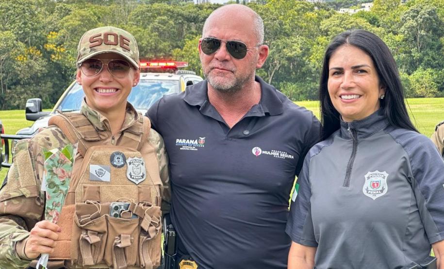 Forças de segurança realizam conscientização do combate à violência contra a mulher