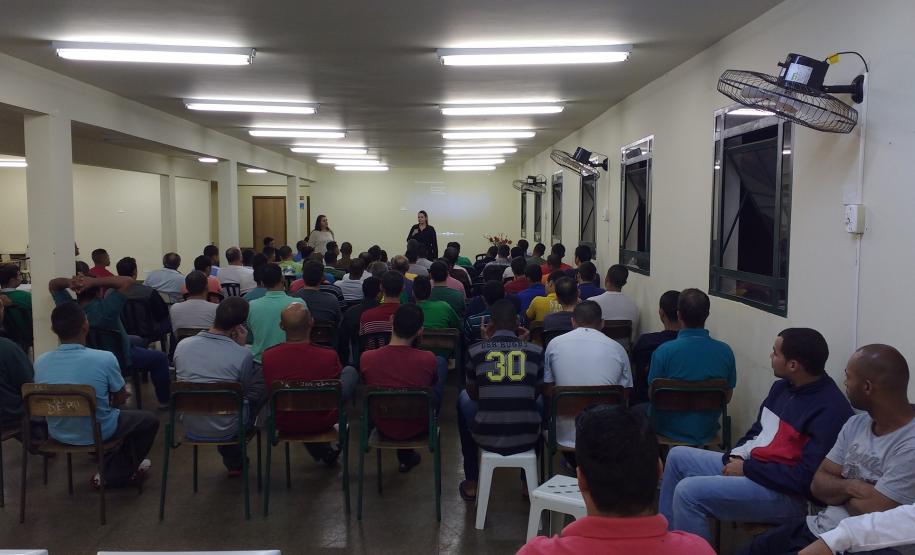 Iniciativa privada oferece oportunidades de trabalho a detentos de Maringá